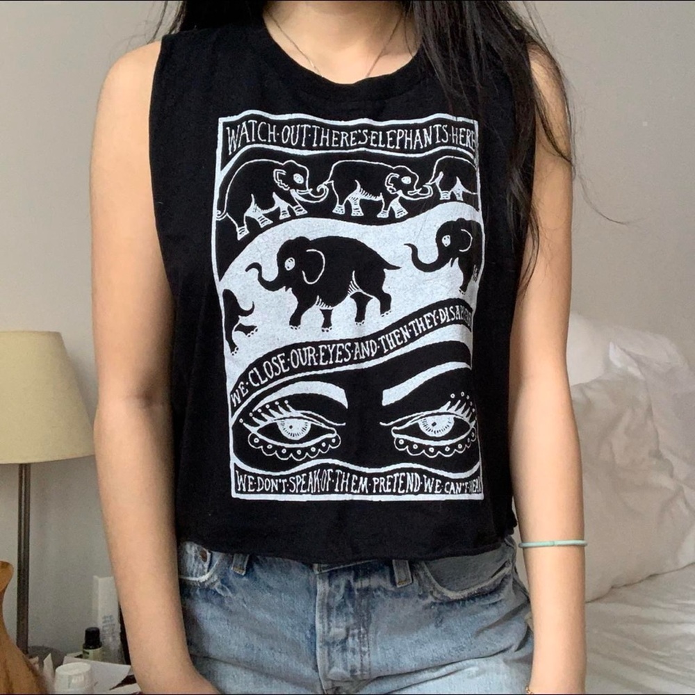 Brandy Melville Graphic Top